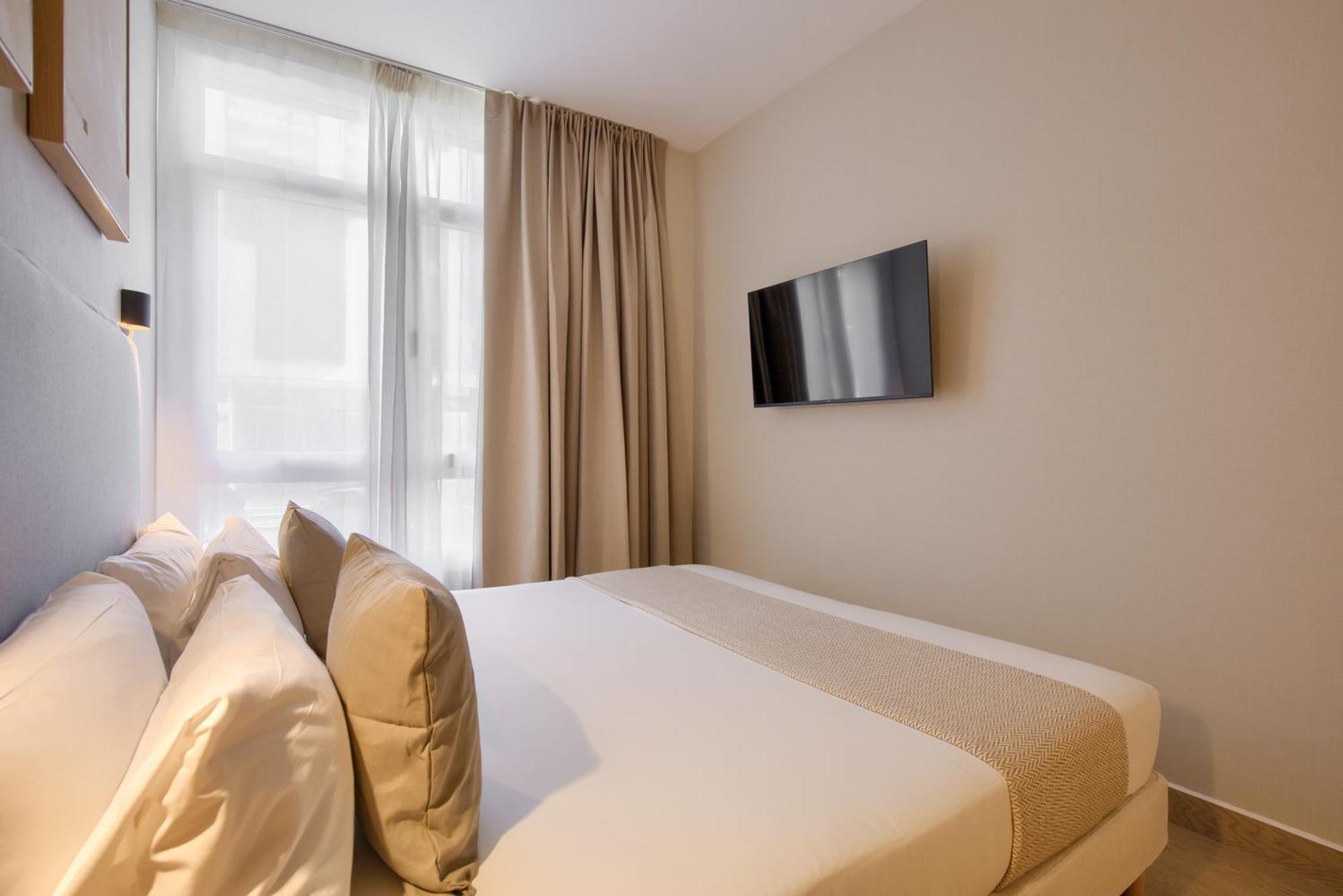 Dobo Madrid Murillo Room photo