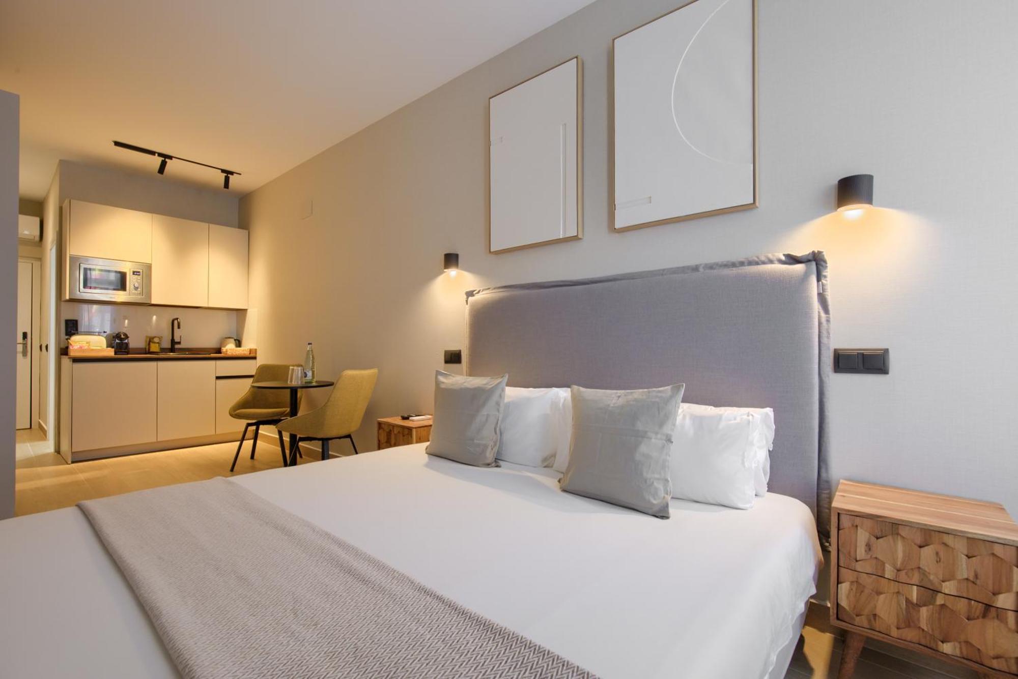 Dobo Madrid Murillo Room photo